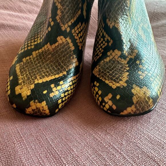 Steve Madden | Size 6.5 Pixie Yellow Snake Skin Mid-Calf Booties Block Heel - Picture 6 of 16